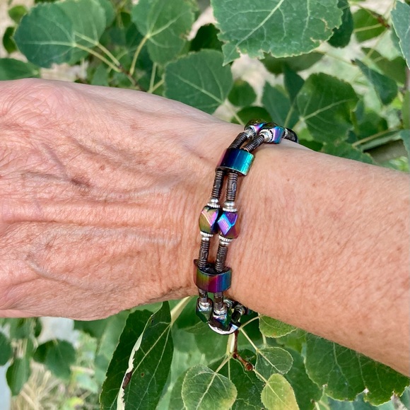 🌈Rainbow Hematite Magnetic Bracelet - Picture 5 of 7